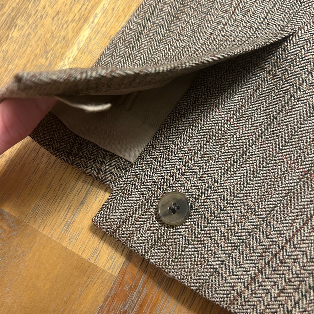 Banana Republic Neutral Plaid Wool-Blend Blazer - Picture 5 of 15
